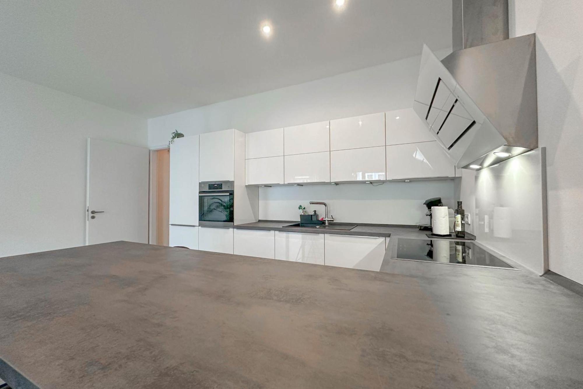 Modernes Trierer Cityloft Mit Grossem Balkon Exterior photo